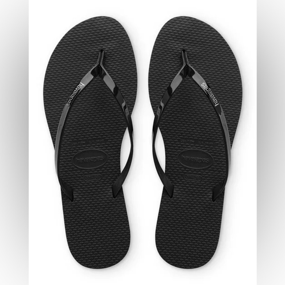 EUC Havaianas Black Flip Flop Sandals
